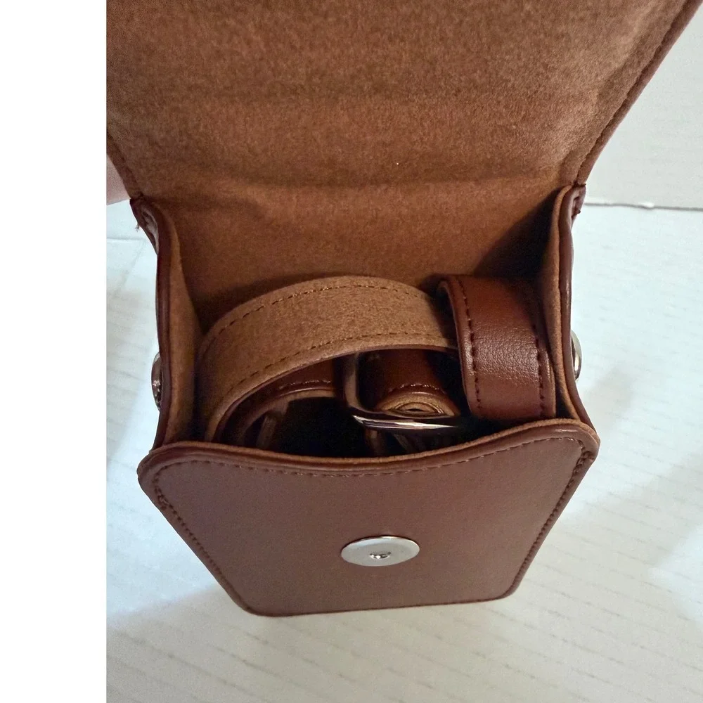 New Samsung Galaxy Camera Pouch‎ Brown Leather with Strap